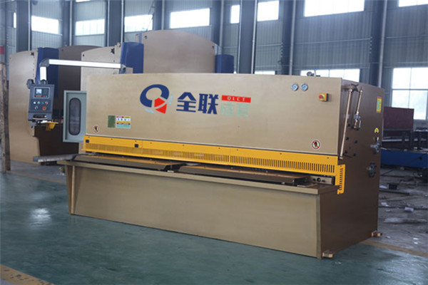 液壓(ya)剪闆(pan)機 液(ye)壓剪(jian)闆機(ji)