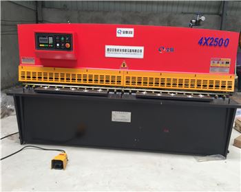 陝西(xi)建寶(bao)電氣(qi)設備(bei)有限(xian)公司(si)