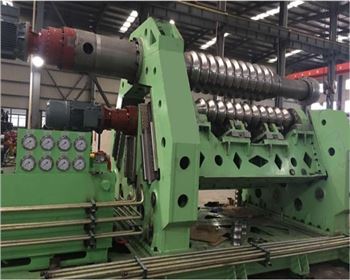 陝西(xi)電液伺(si)服四輥(gun)波紋闆(pan)卷闆機(ji)