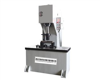 單柱(zhu)壓裝液(ye)壓機