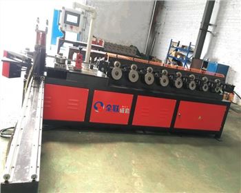 數控(kong)帶鋼(gang)圓法(fa)蘭成(cheng)型機(ji)