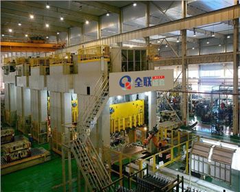 自(zi)動化(hua)沖壓(ya)生産(chan)線