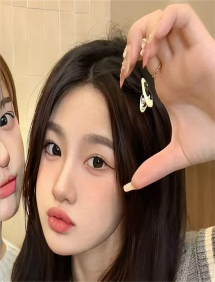 小媳妇电影在线观看_百合电影快播_老师对学生的寄语